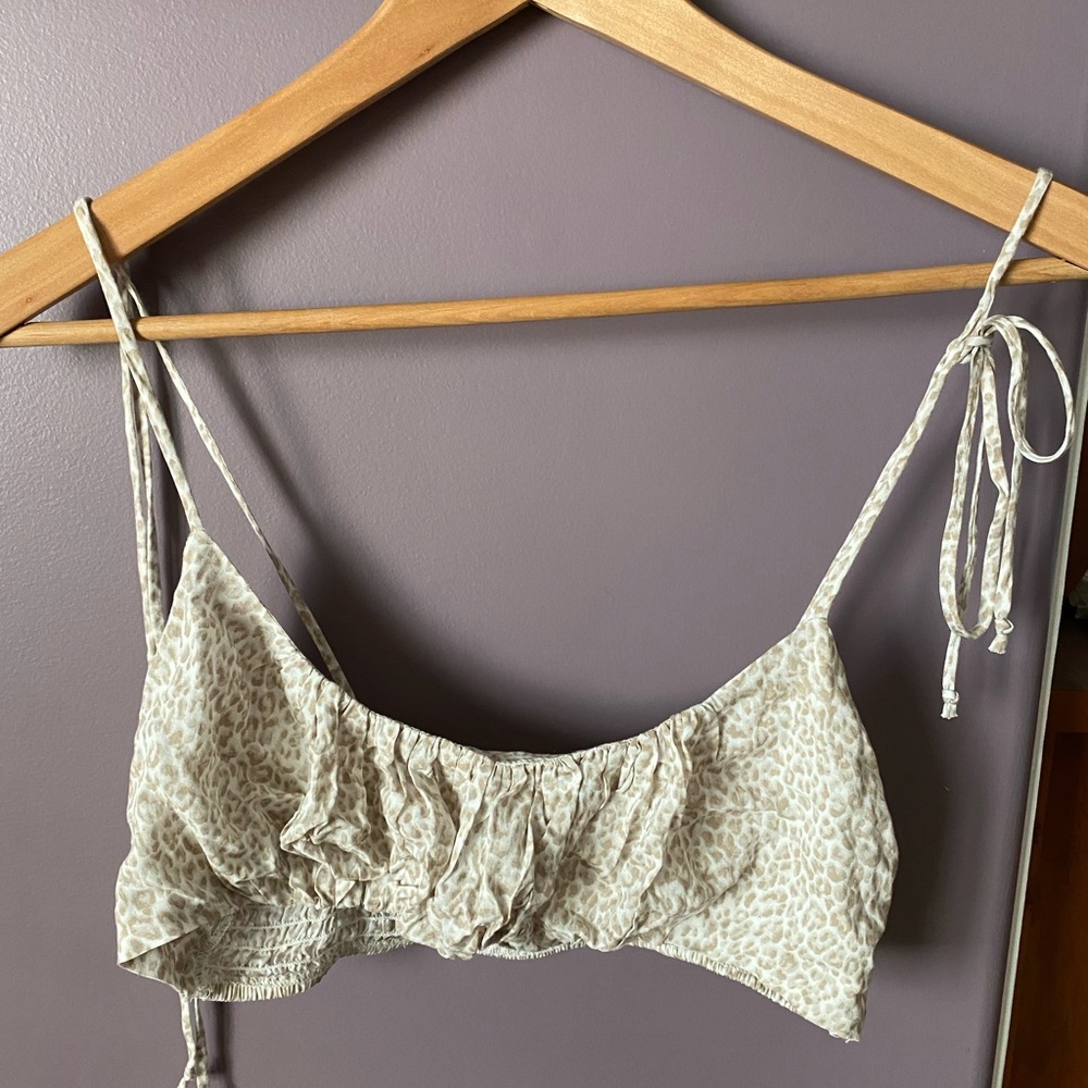 Crop tank from Olivaeous! Cute and vibey